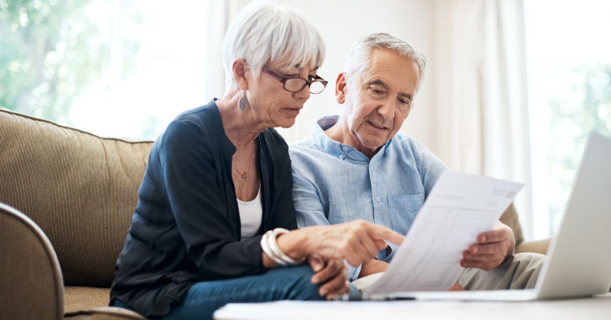 couple making a decision about gettting a probate advance